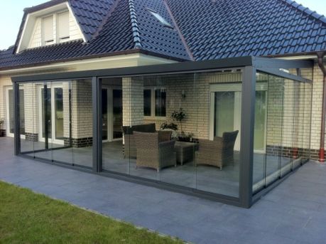 Wintergarten 400x350 mit Glasschiebesystem und VSG- Bedachung