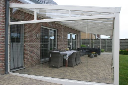 Wintergarten 700x400 mit Glasschiebesystem