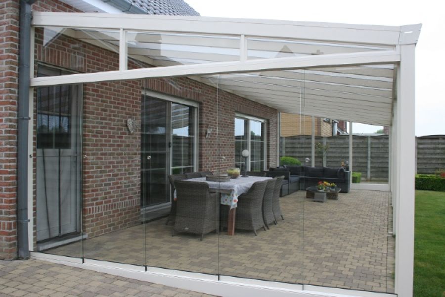 Wintergarten 400x350 mit Glasschiebesystem